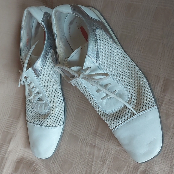 PRADA white mesh with silver leather oxfords, EU 37.5 (7.5-8) RARE - Picture 11 of 11